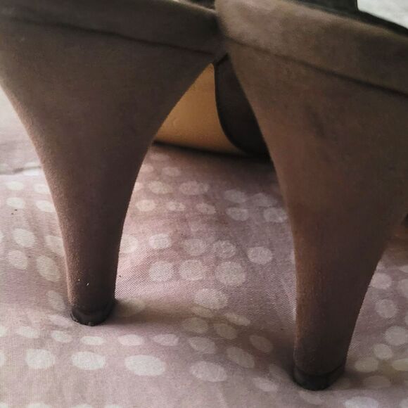 Mootsies Tootsies Taupe Slingbacks Taupe Open Toe Adjustable Strap Size 8 - Used - Picture 3 of 8